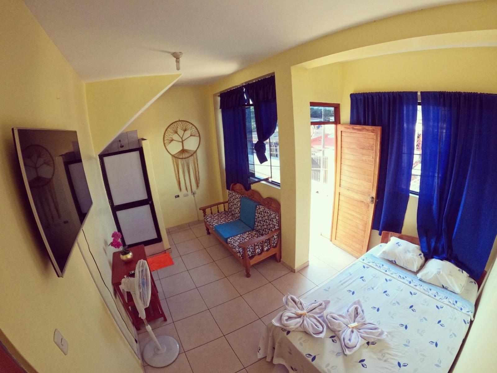 Shoffi'S House Backpackers Hotel Tarapoto Exterior foto